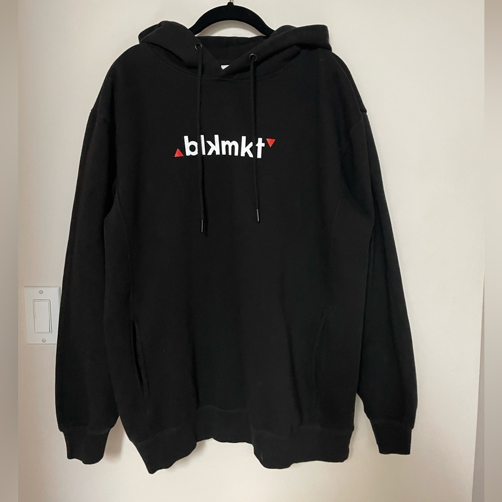 Men’s Black Hoodie L
